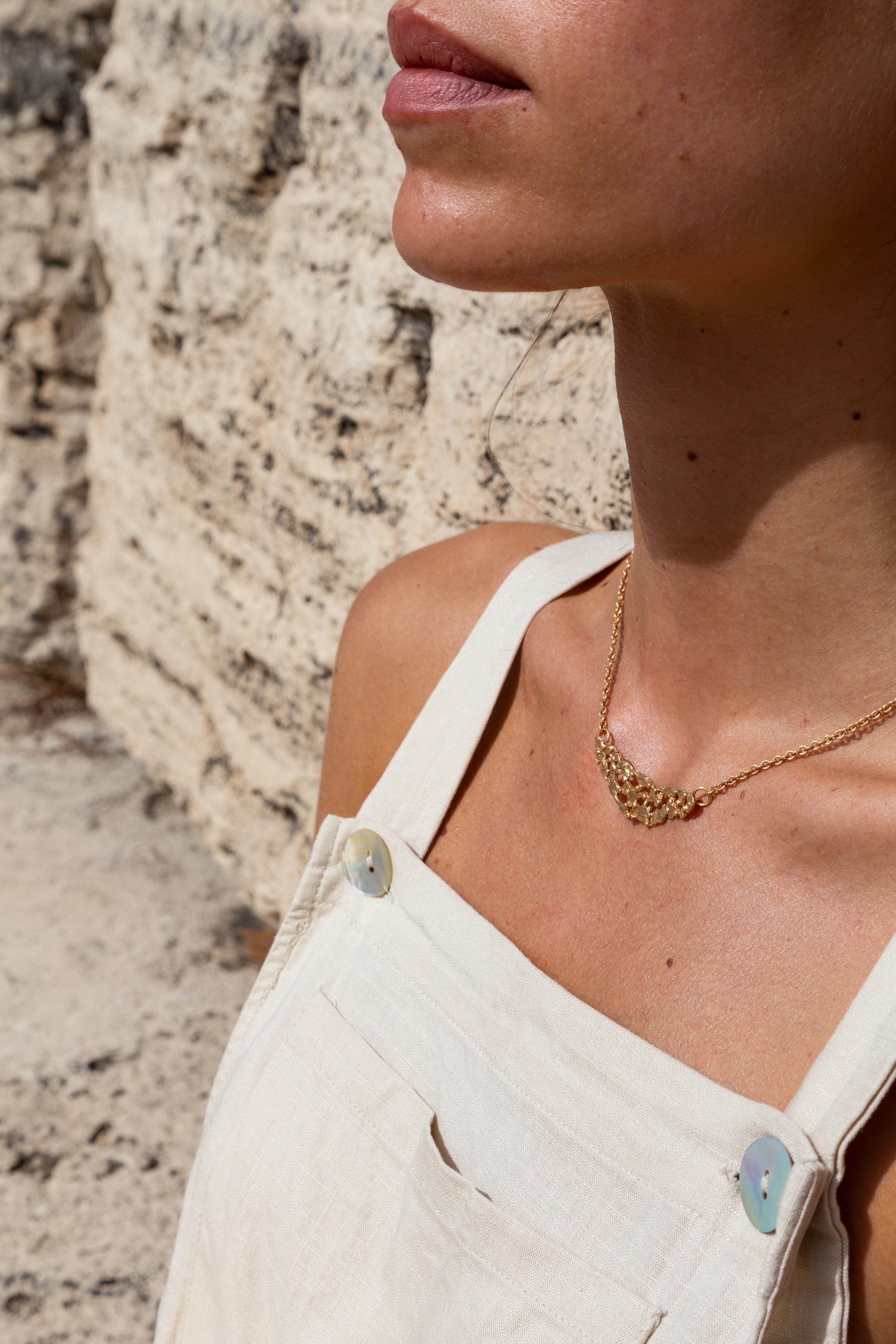 Pebbles Small Necklace
