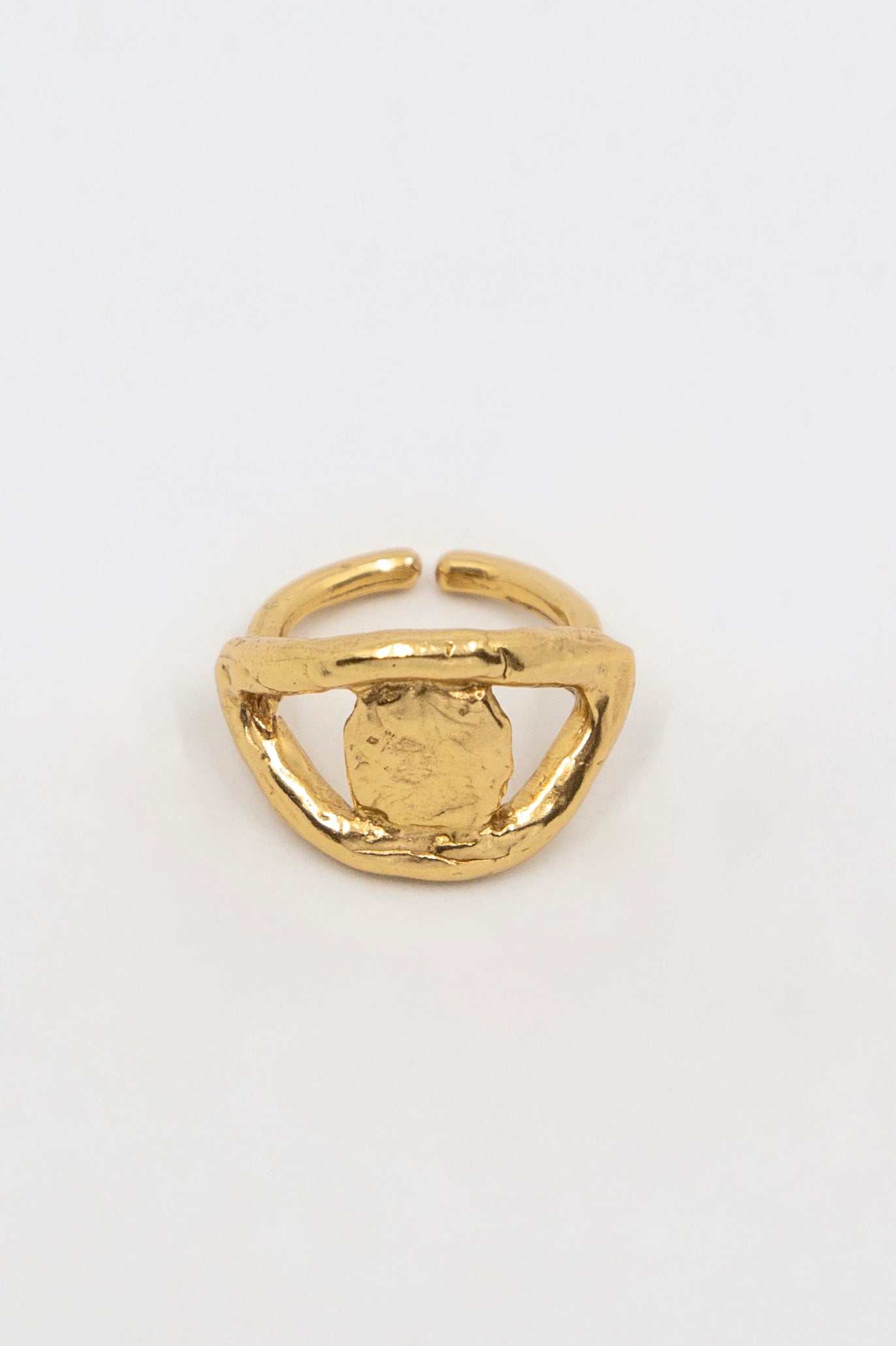 Eye Am Ring