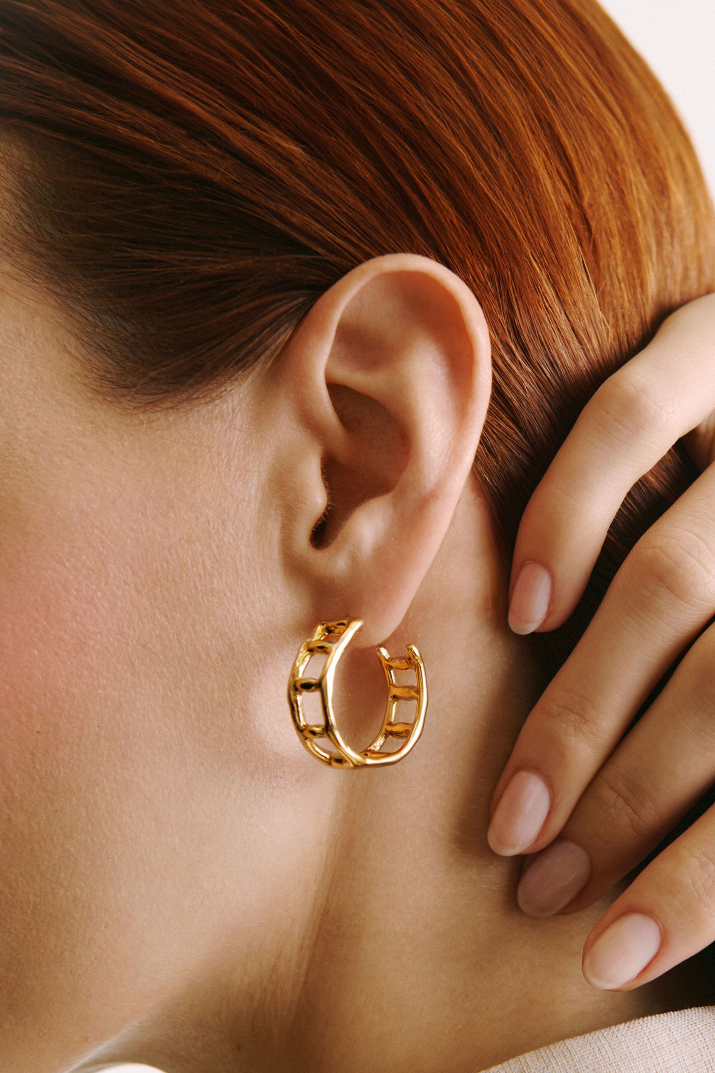 Orecchini - Animo Hoop Large Earrings - Giulia Barela Jewelry | Gioielli eleganti e particolari fatti in Italia