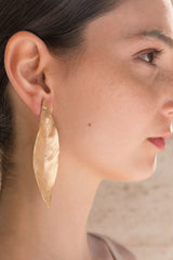 Orecchini - Leaves Big Earrings - Giulia Barela Jewelry | Gioielli eleganti e particolari fatti in Italia fagnani belve francesca foglia